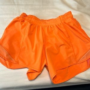 Lululemon hotty hot shorts